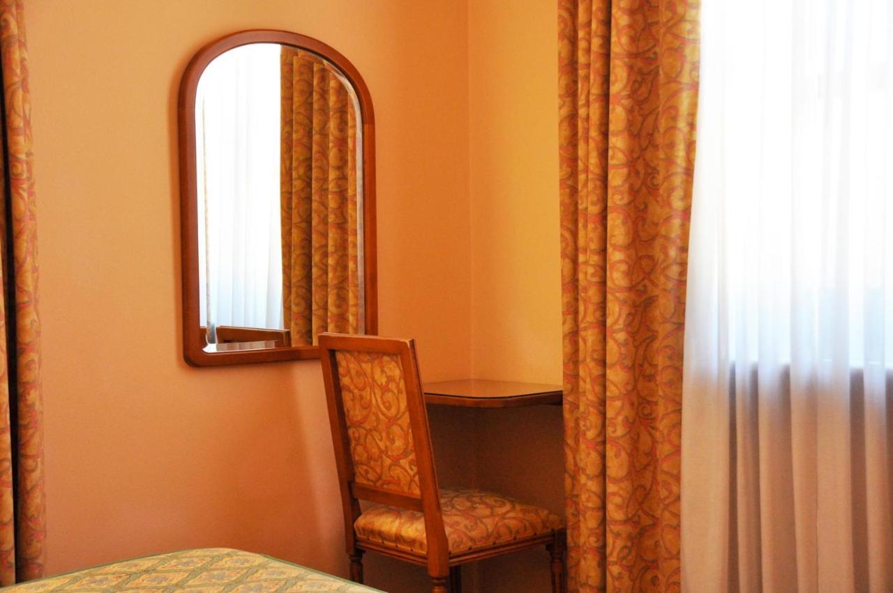 Hotel Roma Sestola Esterno foto