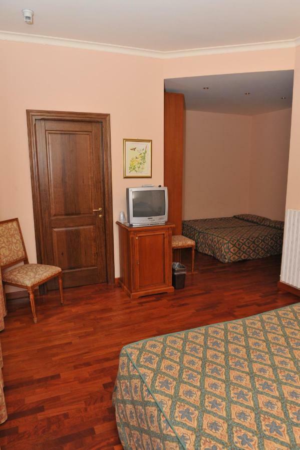 Hotel Roma Sestola Camera foto